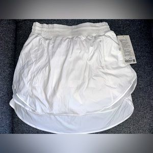 NWT Lululemon Hotty Hot HR Skirt Long (Size 10)